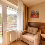 Sunday Schwarzbachtal Hideaway 4*