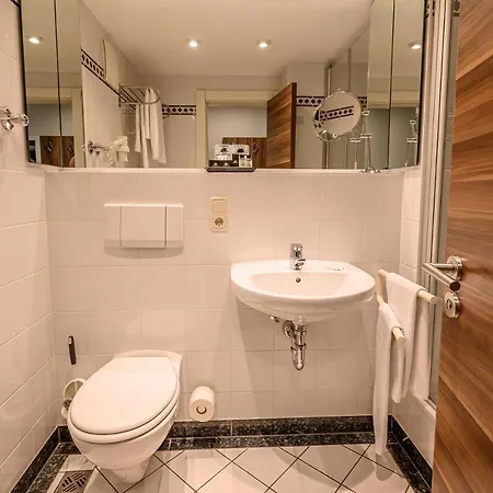 מלון Sunday Schwarzbachtal Hideaway Erlbach (Saxony)