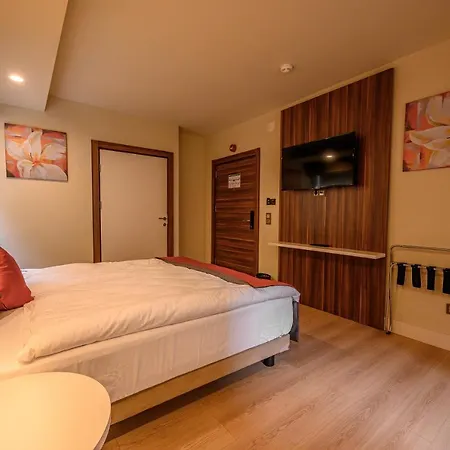Hotel Schwarzbachtal 4*