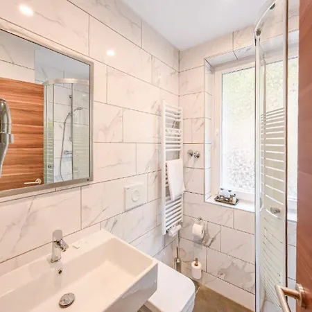 Sunday Schwarzbachtal Hideaway 4*