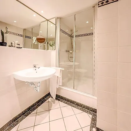 Sunday Schwarzbachtal Hideaway 4*