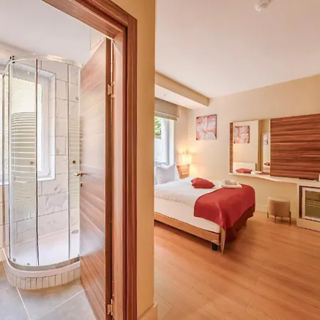 Sunday Schwarzbachtal Hideaway Resort