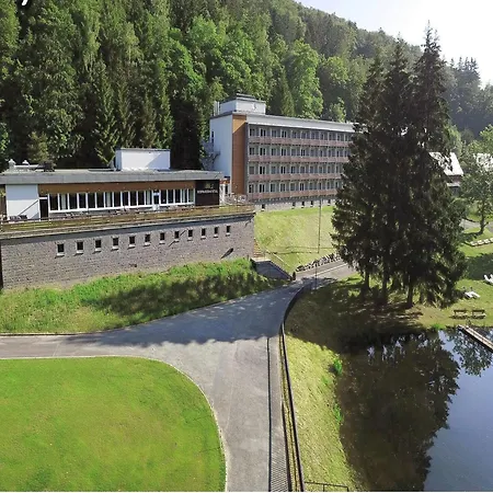 Sunday Schwarzbachtal Hideaway 4*