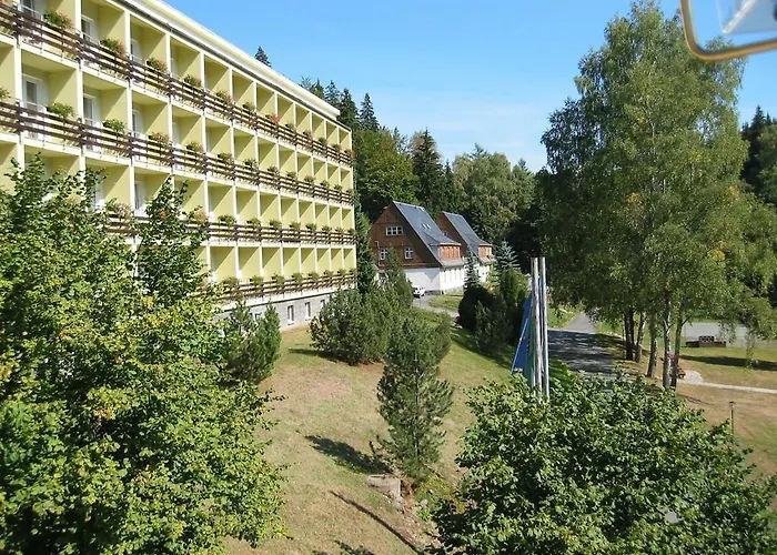 Sunday Schwarzbachtal Hideaway فندق Erlbach (Saxony)