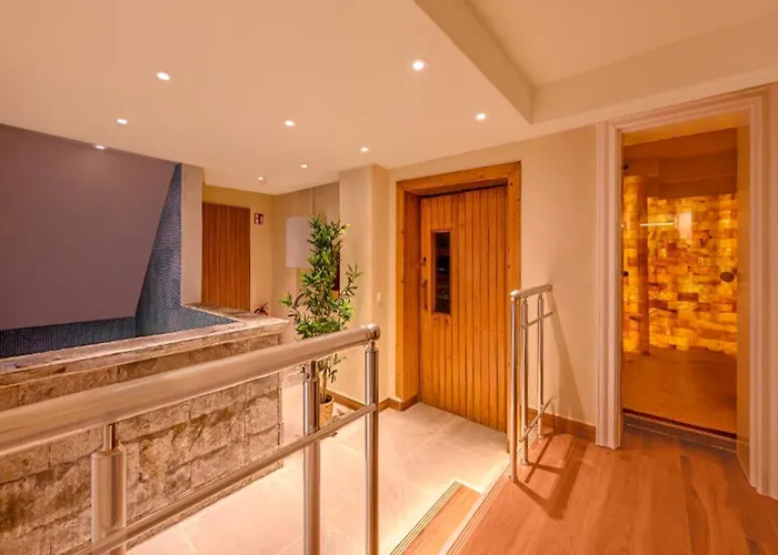 Sunday Schwarzbachtal Hideaway 4*