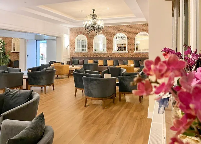 Sunday Schwarzbachtal Hideaway فندق 4*