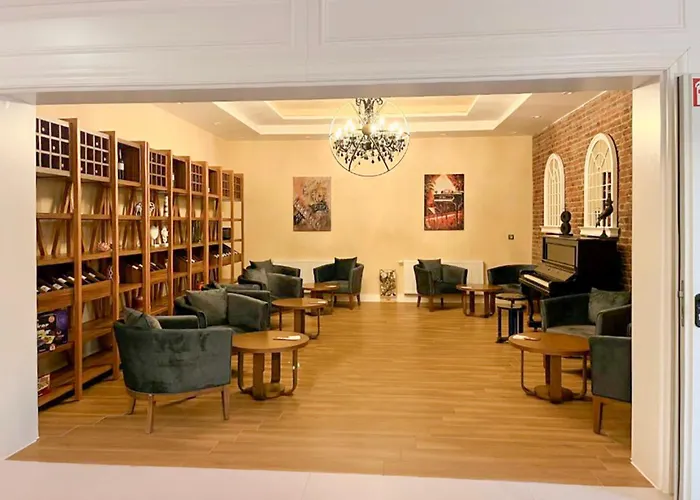 Sunday Schwarzbachtal Hideaway فندق 4*