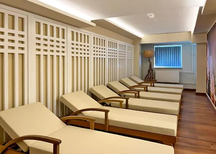 Sunday Schwarzbachtal Hideaway فندق